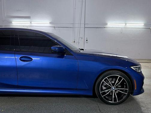 2020 BMW 330 xDrive