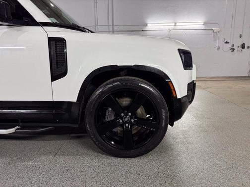 White 2023 Land Rover Defender X-Dynamic SE