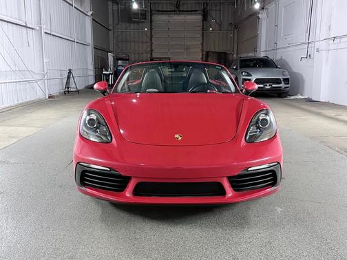 Black 2018 Porsche 718 Boxster 718 Boxster
