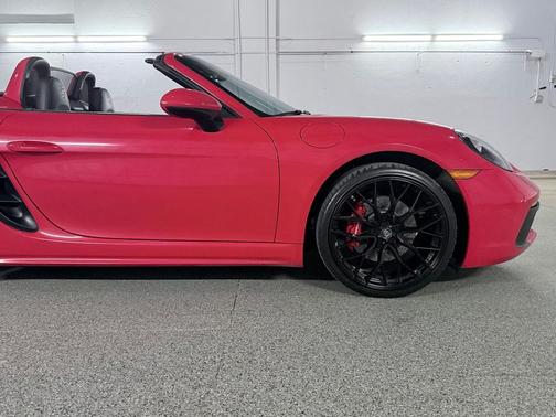Black 2018 Porsche 718 Boxster 718 Boxster