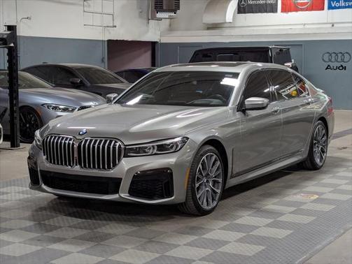 2022 BMW 750 i xDrive
