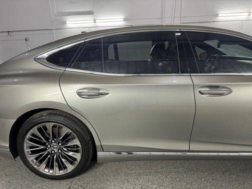 Atomic Silver 2018 Lexus LS 500 Base