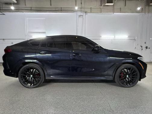 2021 BMW X6 xDrive40i