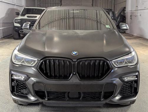 2021 BMW X6 xDrive40i
