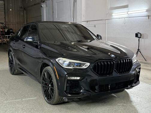 2021 BMW X6 xDrive40i