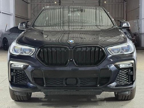2020 BMW X6 M50i