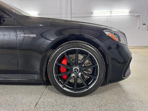 Obsidian Black Metallic 2020 Mercedes-Benz AMG S 63 4MATIC