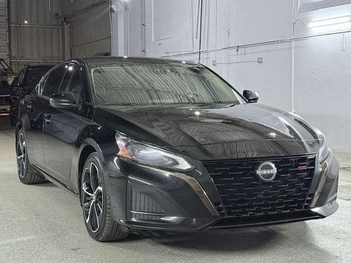 2024 Nissan Altima SR FWD