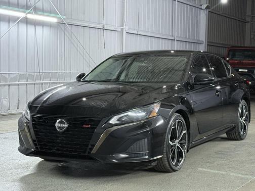 2024 Nissan Altima SR FWD