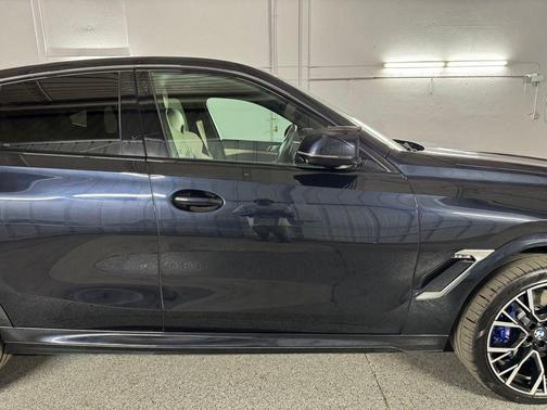 Carbon Black Metallic 2020 BMW X6 M Base