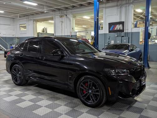2022 BMW X4 M AWD