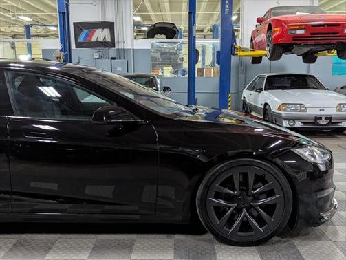 2021 Tesla Model S Plaid