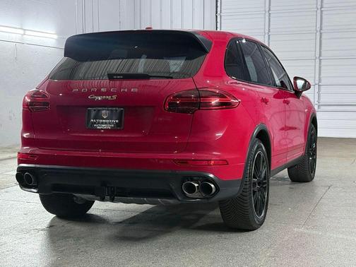 2017 Porsche Cayenne Cayenne S E-Hybrid