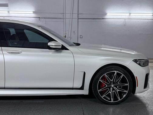 2020 BMW 745e xDrive iPerformance