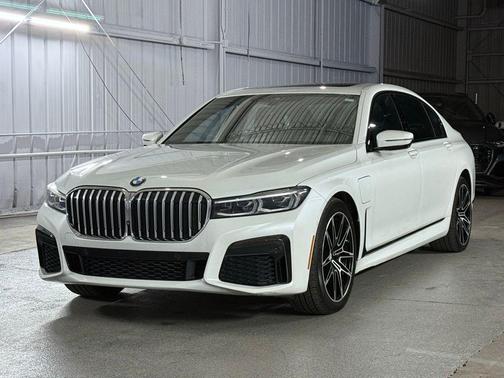 2020 BMW 745e xDrive iPerformance