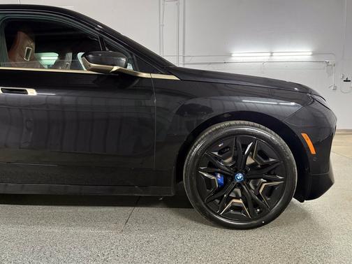Black Sapphire Metallic 2023 BMW iX M60