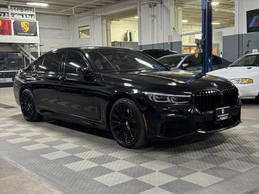 2022 BMW 750 i xDrive