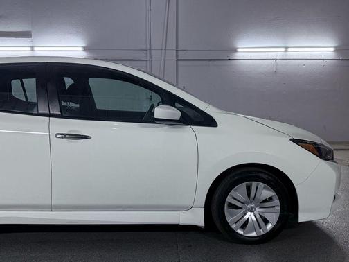 2022 Nissan Leaf S 40 kWh