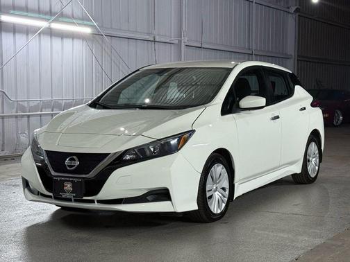2022 Nissan Leaf S 40 kWh
