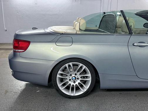 2008 BMW 335 335i