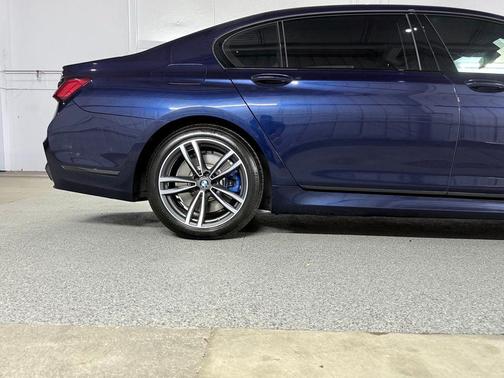 Tanzanite Blue II Metallic 2022 BMW 750 750i xDrive