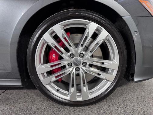 Daytona Gray Pearl Effect 2020 Audi S6 2.9T Prestige