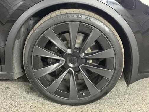 2022 Tesla Model X Plaid Tri Motor All-Wheel Drive
