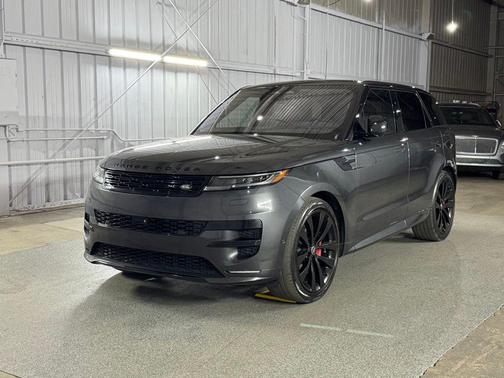 Carpathian Grey Premium Metallic 2023 Land Rover Range Rover Sport SE