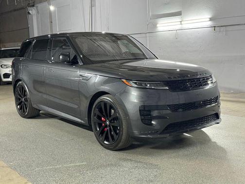 Carpathian Grey Premium Metallic 2023 Land Rover Range Rover Sport SE