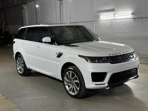 Yulong White Metallic 2020 Land Rover Range Rover Sport HSE Dynamic