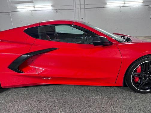 Torch Red 2022 Chevrolet Corvette Stingray w/2LT