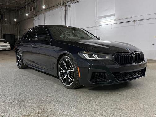 Carbon Black Metallic 2021 BMW M550 i xDrive