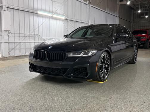 Carbon Black Metallic 2021 BMW M550 i xDrive