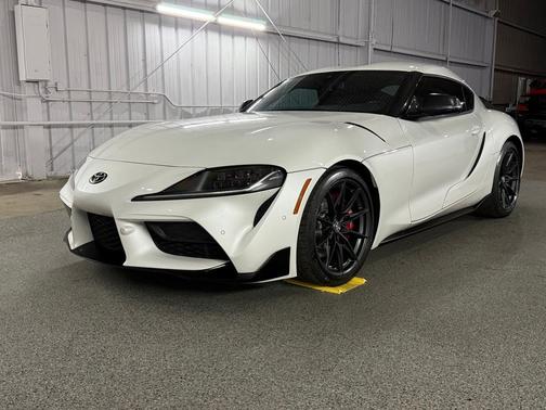Absolute Zero 2023 Toyota GR Supra 3.0 Premium