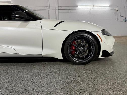 Absolute Zero 2023 Toyota GR Supra 3.0 Premium