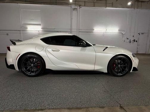 Absolute Zero 2023 Toyota GR Supra 3.0 Premium