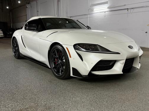 Absolute Zero 2023 Toyota GR Supra 3.0 Premium