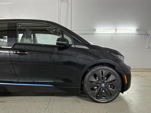 2017 BMW i3 94 Ah w/Range Extender