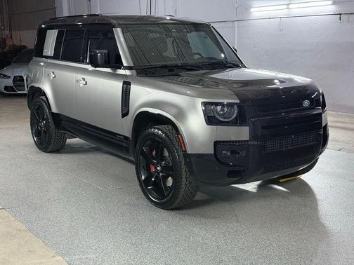 Silicon Silver Premium Metallic 2023 Land Rover Defender 110 X