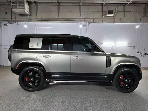 2023 Land Rover Defender 110 X