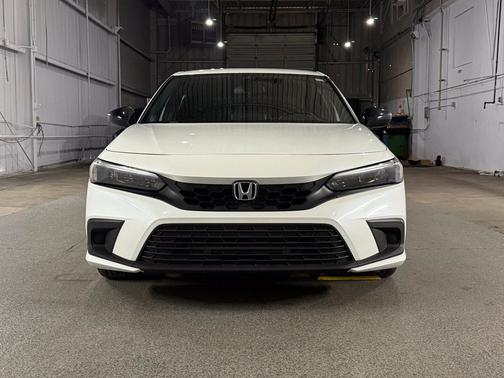 White 2022 Honda Civic Sport