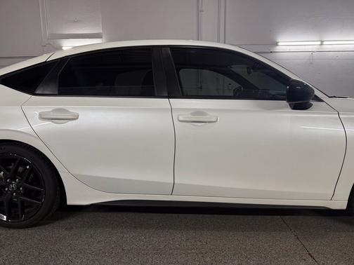 White 2022 Honda Civic Sport