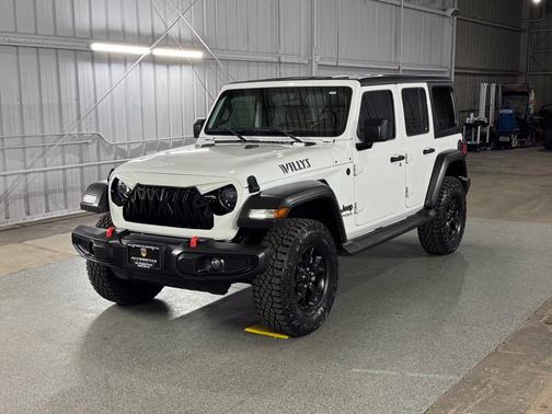 Bright White Clearcoat 2021 Jeep Wrangler Willys