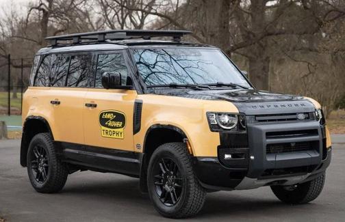 2022 Land Rover Defender 110 X-Dynamic SE