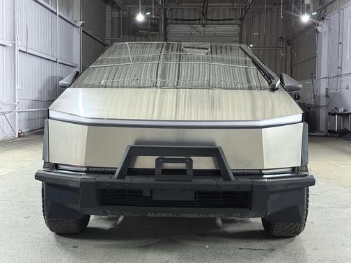 2024 Tesla Cybertruck Cyberbeast