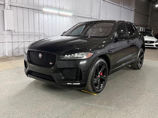 Narvik Black 2018 Jaguar F-PACE S