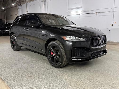 Narvik Black 2018 Jaguar F-PACE S