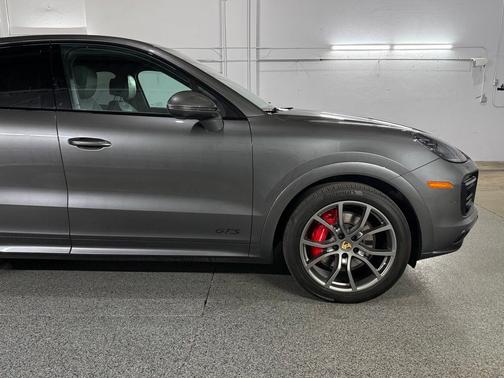 Gray 2022 Porsche Cayenne Cayenne GTS