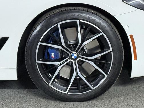 2021 BMW M550 i Xdrive