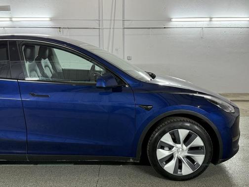 2020 Tesla Model Y Long Range Dual Motor All-Wheel Drive